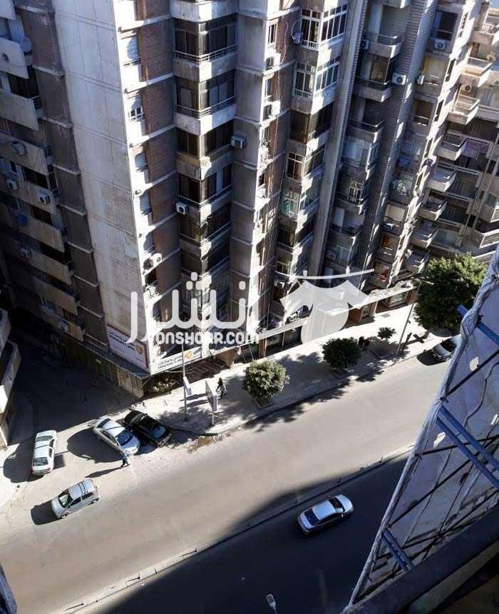 شقق 225 متر بالتقسيط برشدى على شارع ابو قير مباشرة الاسكندرية علشان تستحق الافضل امتلك برشدي شارع ابو قير شقة في مبني مجهز بنظام المنزل الزكي. يطل المشروع على طريق الحريه (ابوقير) بالقرب من كافة الم...