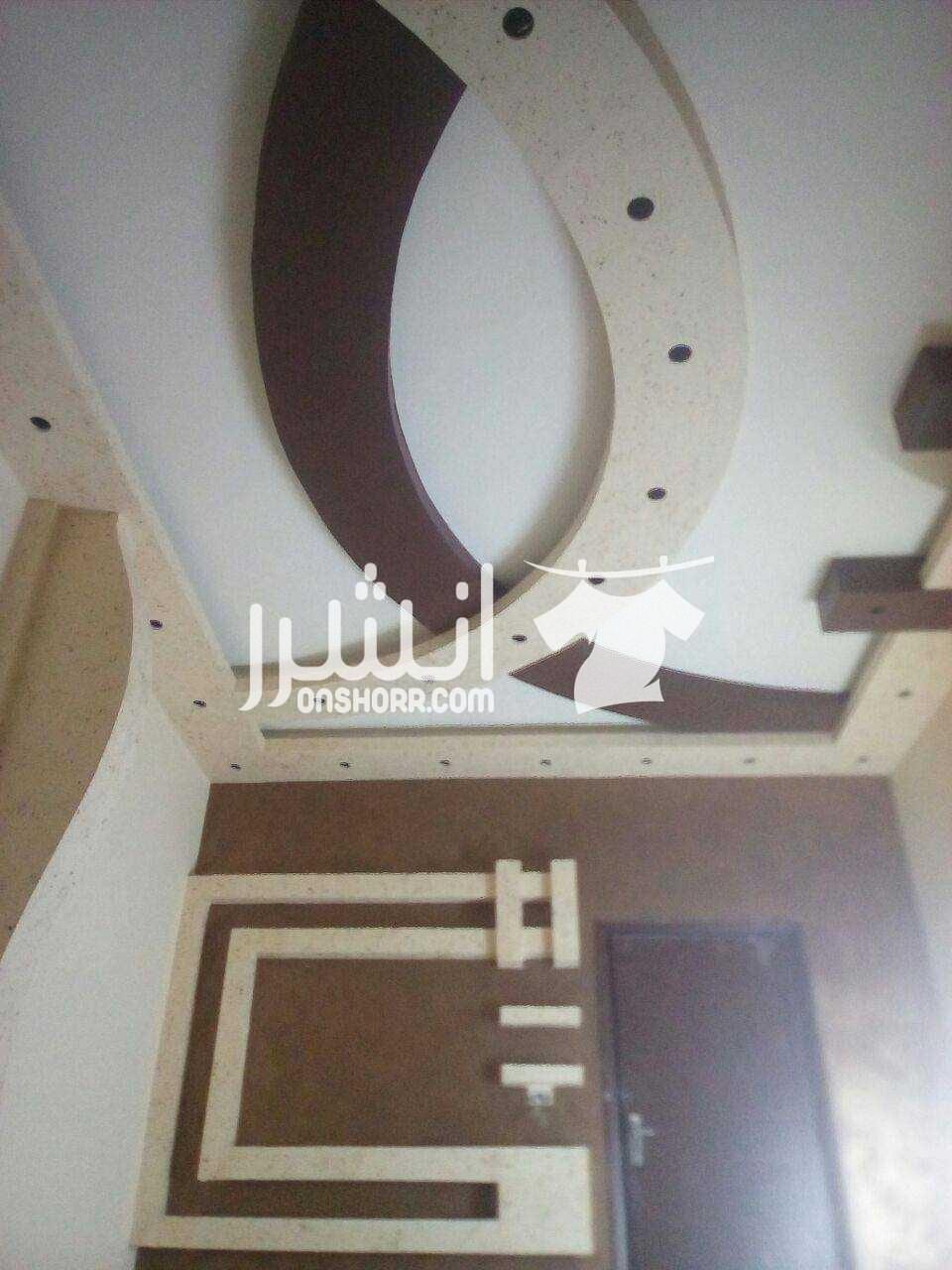 صيانة المباني و كافة عمال الدهانات و الديكورات بأقل الاسعار تأسيس شامل للتمديدات الكهربائية وتشمل الثريات و الانارة الشاملة كافة التمديدات للمواسير والتدفئه المركزيه و الصرف الصحي تأسيس ورش وتشطيبا...