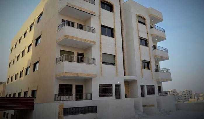 شقق فاخرة للبيع في الزرقاء الجديدة تملك الان شقة العمر بأجمل المواقع في الزرقاء الجديدة – البترواي - بالقرب من شارع 26 , شقق فاخرة للبيع بمساحة 145 متر , شامل رسوم التسجيل والتنازل , البيع من المالك...