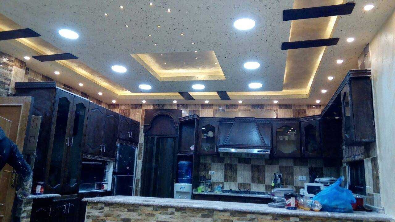 صيانة المباني و كافة لدهانات و الديكورات بأقل الاسعار تأسيس شامل للتمديدات الكهربائية وتشمل الثريات و الانارة الشاملة كافة التمديدات للمواسير والتدفئه المركزيه و الصرف الصحي تأسيس ورش وتشطيبات مبان...