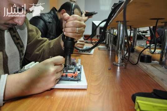 دورات صيان ة الالكترونيات المتقدمةاعلان من اكاديمية المركز العالي للتدريب المهني عمان - وسط البلد - مقابل البوابة الرئيسية للمدرج الروماني وبجانب حلويات السهل الاخضر ودرج جبل القلعة خلوي : 0795395724...