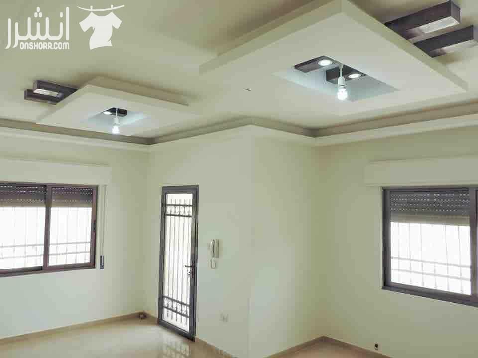 لكل من يبحث عن شقة العمر وبسعر منافس شركة العرار المتقدم للاسكان عنوان الفخامة والجودة والالتزام شقق فخمة بأرقى المناطق في طبربور. ذات اطلالة مميزة ليس لها مثيل الموقع: طبربور - الخزنة - قرب الجامعة...
