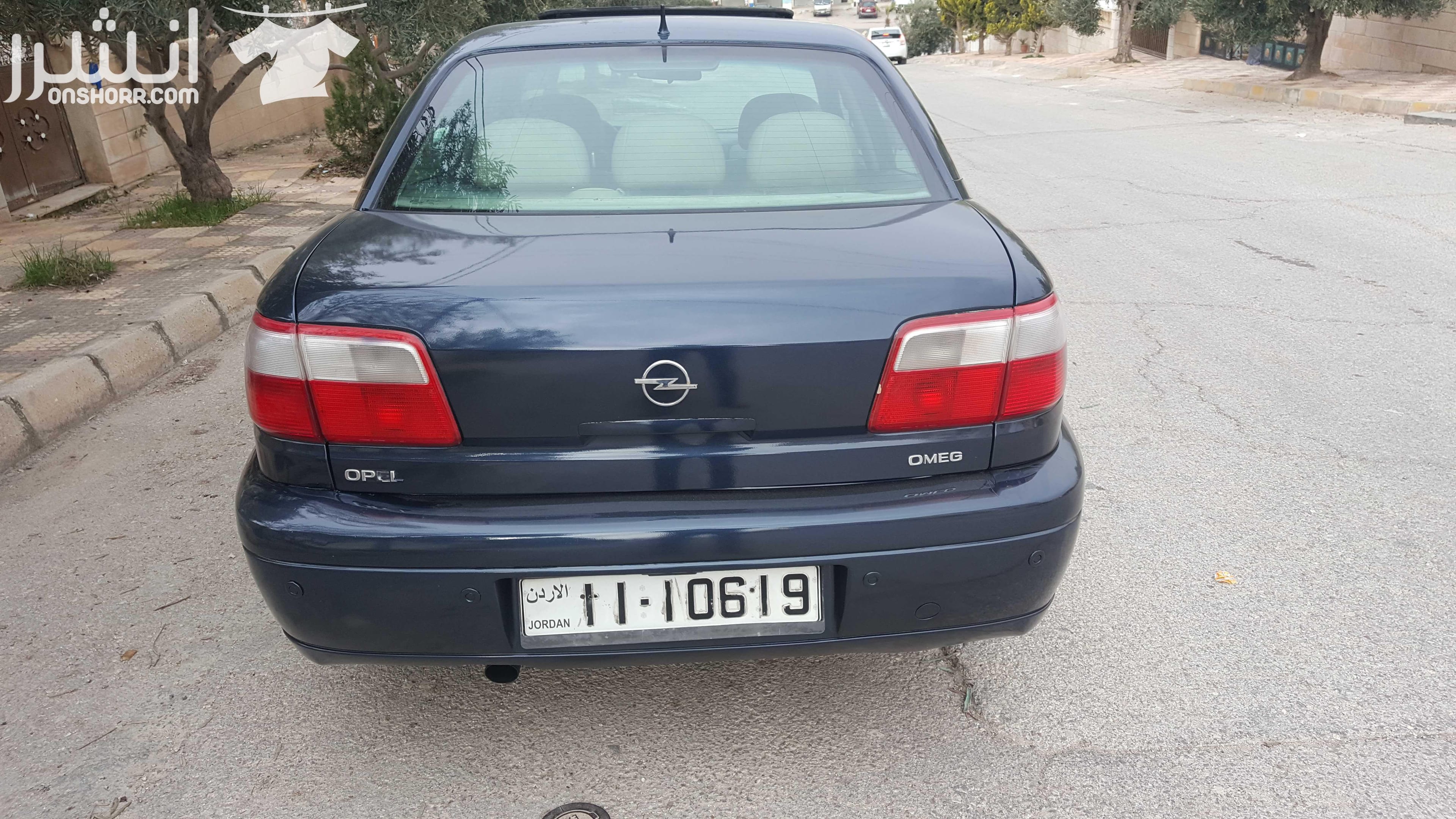 اوبل اوميغا موديل 2003 لون كحلي 2200سي سي ،جنط 17 اصلي، فتحة، حساسات خلفية اصلية، مثبت سرعة، مسجل philips مع سي دي تشينحر اصلي، تحكم طارة، اضوية زنون، نظام امان للاطفال و السرقة، فرش جلد، كراسي كهرب...