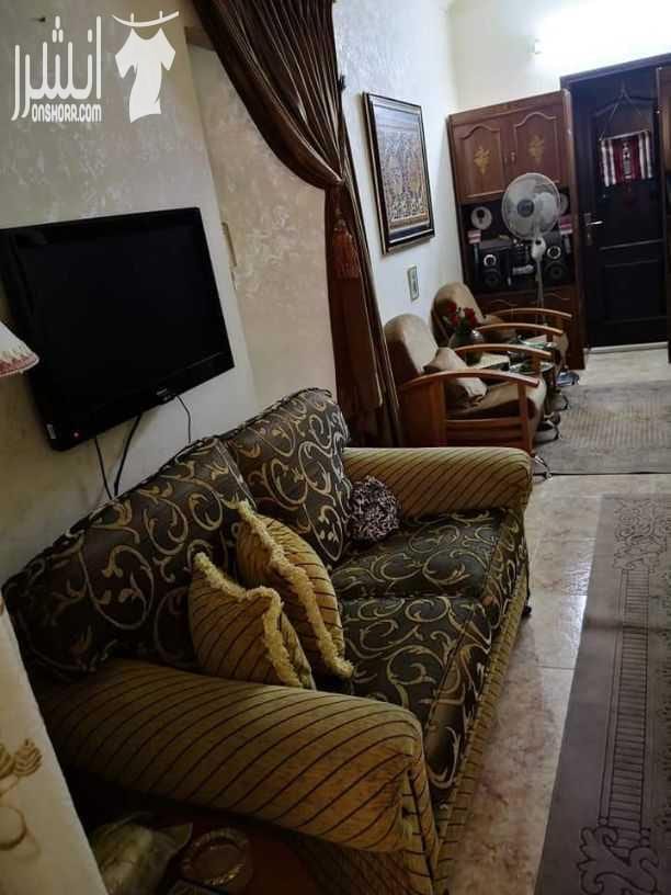 شقة للبيع بسعر محروق ضاحية الرشيد اخر نزول المغناطيس قريبة من شارع الاردن مساحتها 110متر مربع 3 غرف نوم وحدة ماستر وصالون كبير وحمامين وبرندة مطبخ راكب التشطيب ديلوكس طابق ارضي حي هادئ وراقي المطلوب...