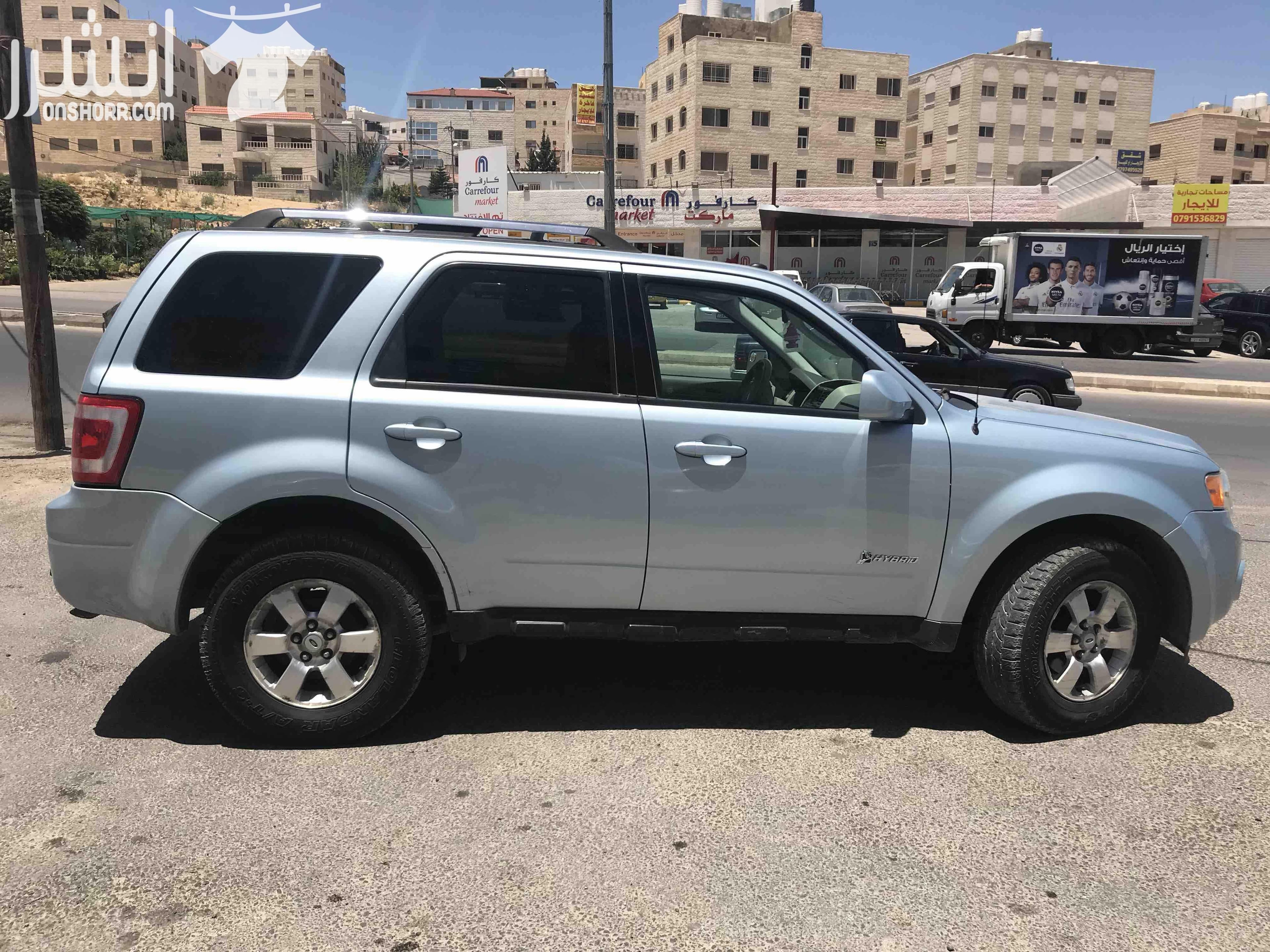 فورد سكيب 2009 لمتدد فل كامل مع فتحه و فورويل اعلى صنف فحص كاااامل كلين تايتل 4*4 غرفه جلد مدفئه اضويه سفليه و للتابلو مع الكب هولدر اصلي من الشركه فتحه ثلاث حركات مري كهرباء جميع الحركات حسسات لر...