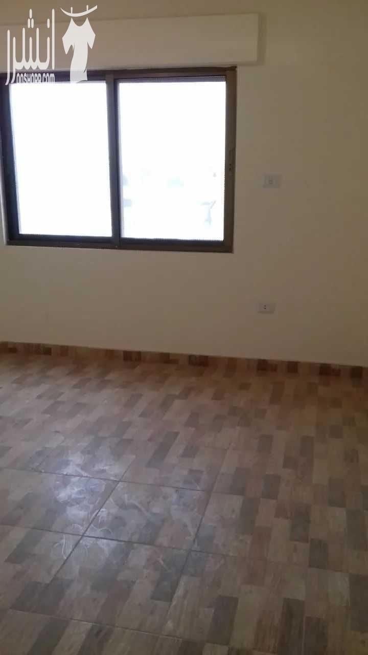 شقق بمساحات مختلفة للبيع من 107م _ 150 م في اجمل مناطق طبربور مقابل مركز أمن طارق البناء جديد لم يسكن بعد للبيع بالاقساط بدفعة اولى تبدا من5000 دينار الى 8000 دينار والباقي اقساط . والقسط الشهري...