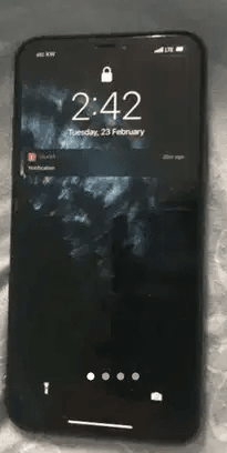 Iphone 11 pro max 256gb
With brand new accessory
Battery 93%