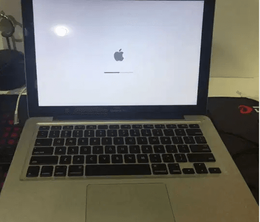 MacBook Pro box 30times charged