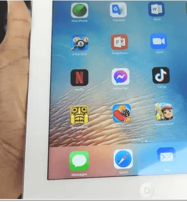 apple ipad 3 wifi 32 gb
original ipad with charger cellular price is 399 wifi 350 Delivery 25
no open no repair guaranteed one month warranty