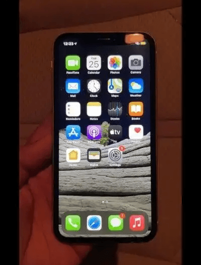 ايفون xr للبيع