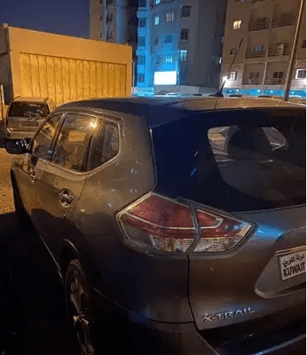 نيسان اكس تريل موديل ٢٠١٥ للبيع