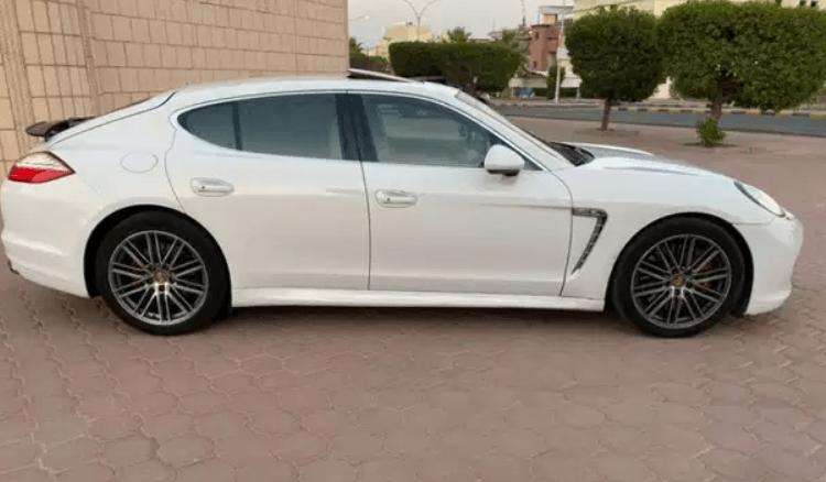Porsche Panamera Turbo 2010