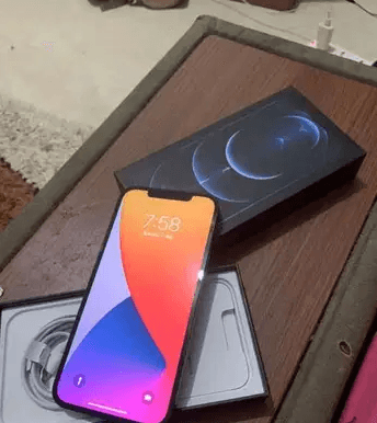 IPhone 12 pro max 256 G
