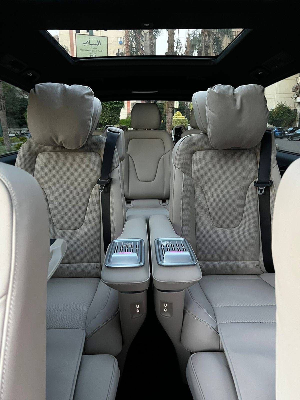 مرسيدس فيانو للإيجار | Mercedes Viano Rental Egypt